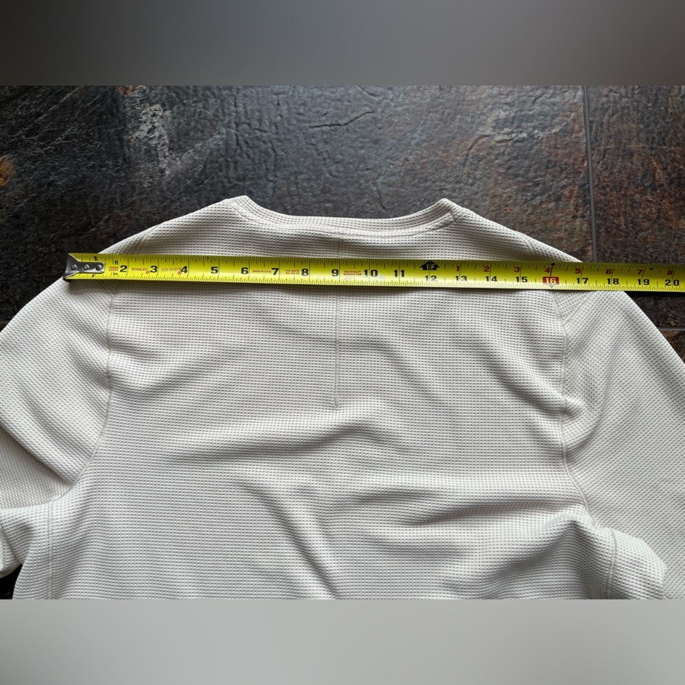Men’s Lululemon cream crew long sleeve shift stitch performance shirt - Picture 10 of 11